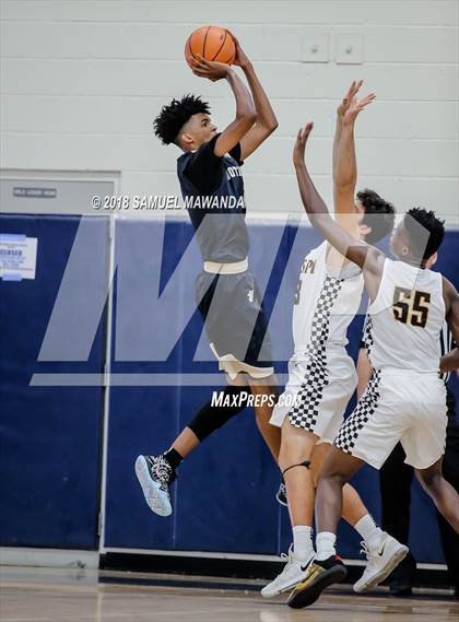 Thumbnail 2 in Crespi vs  Notre Dame (SO) (4th Annual West Valley Thanksgiving Tip-Off Classic) photogallery.