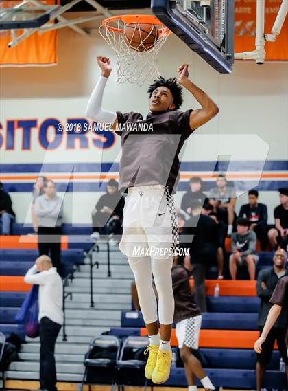 Thumbnail 1 in Crespi vs  Notre Dame (SO) (4th Annual West Valley Thanksgiving Tip-Off Classic) photogallery.