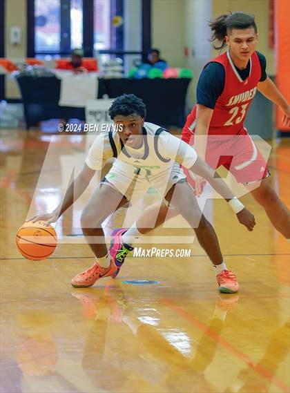 Thumbnail 1 in Discovery vs. Bishop Snyder (Peach State Explosion) photogallery.