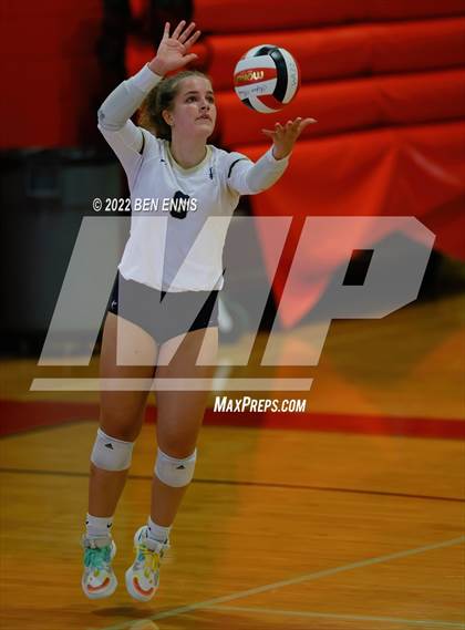 Thumbnail 2 in St. Pius X Catholic @ Woodward Academy photogallery.