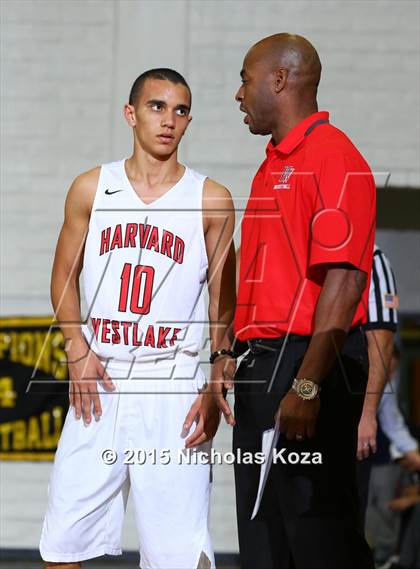 Thumbnail 2 in Harvard-Westlake vs. Viewpoint (Joe Frazier Classic) photogallery.