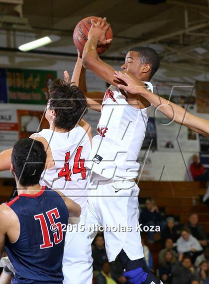 Thumbnail 3 in Harvard-Westlake vs. Viewpoint (Joe Frazier Classic) photogallery.