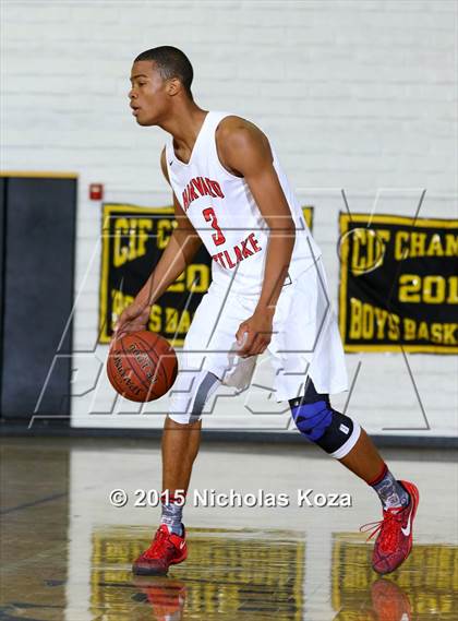 Thumbnail 3 in Harvard-Westlake vs. Viewpoint (Joe Frazier Classic) photogallery.