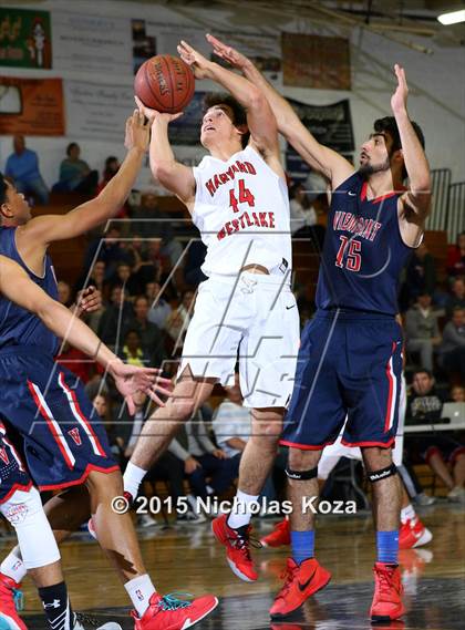 Thumbnail 2 in Harvard-Westlake vs. Viewpoint (Joe Frazier Classic) photogallery.