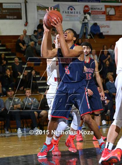 Thumbnail 2 in Harvard-Westlake vs. Viewpoint (Joe Frazier Classic) photogallery.