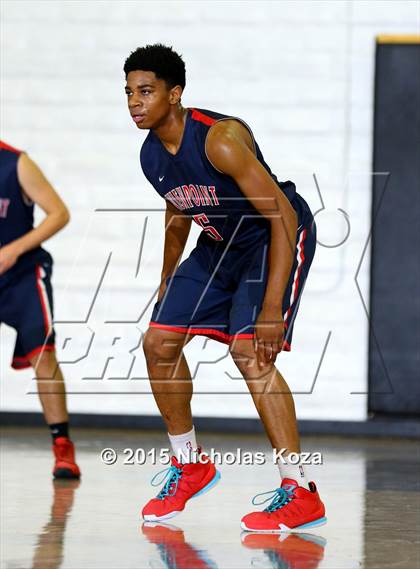 Thumbnail 2 in Harvard-Westlake vs. Viewpoint (Joe Frazier Classic) photogallery.