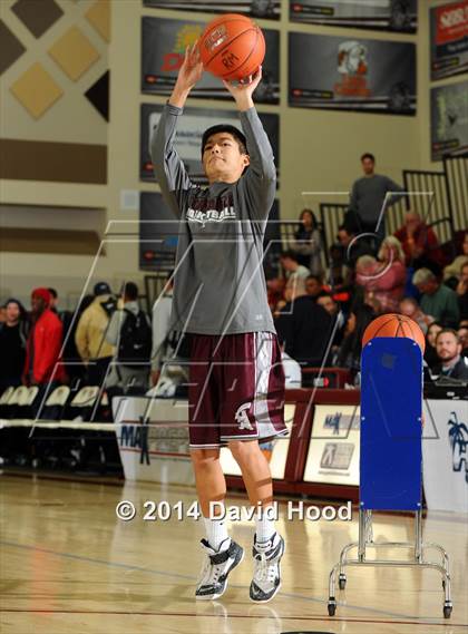 Thumbnail 3 in 2014 MaxPreps Holiday Classic 3-Point Contest (Boys) photogallery.