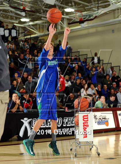 Thumbnail 3 in 2014 MaxPreps Holiday Classic 3-Point Contest (Boys) photogallery.