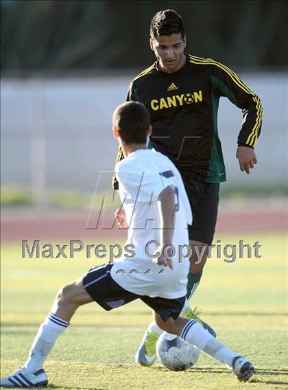 Thumbnail 3 in Canyon @ Saugus photogallery.