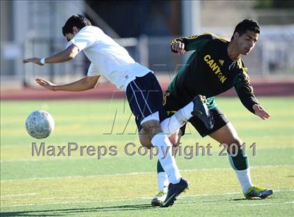 Thumbnail 3 in Canyon @ Saugus photogallery.