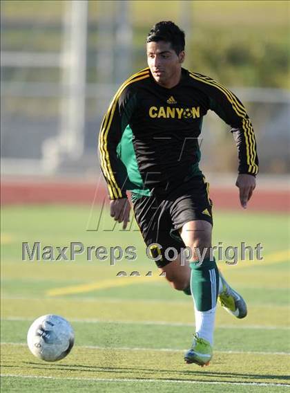 Thumbnail 3 in Canyon @ Saugus photogallery.