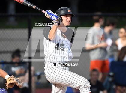 Thumbnail 3 in Clarkstown North @ Mamaroneck (Section 1 Class AA Quarterfinal) photogallery.