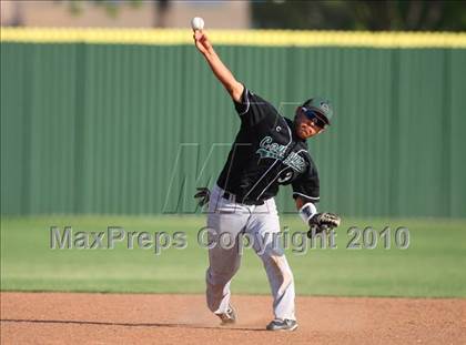 Thumbnail 1 in Connally @ Akins photogallery.