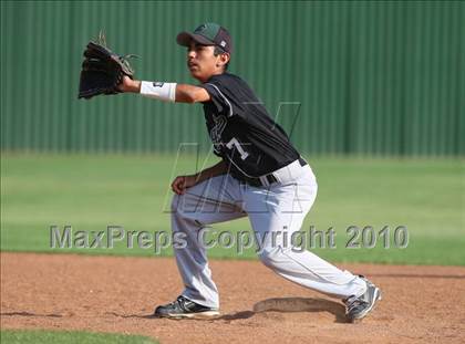 Thumbnail 1 in Connally @ Akins photogallery.
