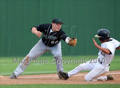 Thumbnail 1 in Connally @ Akins photogallery.