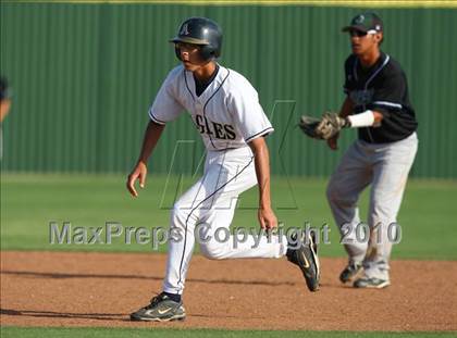 Thumbnail 2 in Connally @ Akins photogallery.