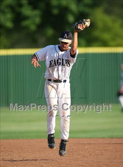Thumbnail 1 in Connally @ Akins photogallery.