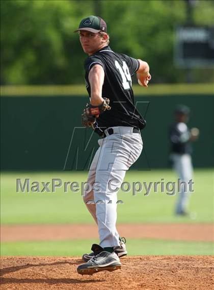 Thumbnail 1 in Connally @ Akins photogallery.