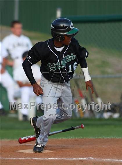 Thumbnail 1 in Connally @ Akins photogallery.