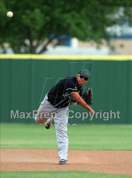 Thumbnail 1 in Connally @ Akins photogallery.