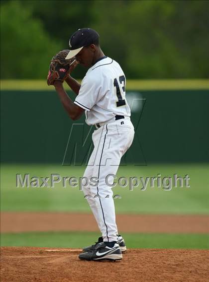 Thumbnail 3 in Connally @ Akins photogallery.