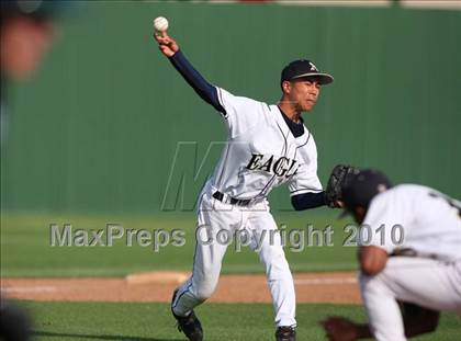 Thumbnail 2 in Connally @ Akins photogallery.