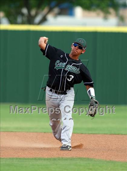 Thumbnail 2 in Connally @ Akins photogallery.