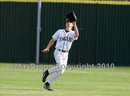 Thumbnail 2 in Connally @ Akins photogallery.