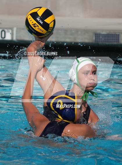Thumbnail 2 in Leland vs Reedley (Central Valley Showdown) photogallery.