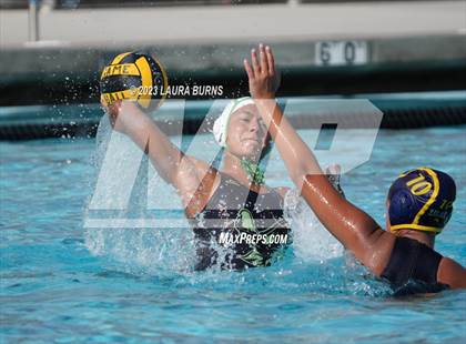 Thumbnail 3 in Leland vs Reedley (Central Valley Showdown) photogallery.