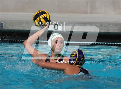 Thumbnail 3 in Leland vs Reedley (Central Valley Showdown) photogallery.