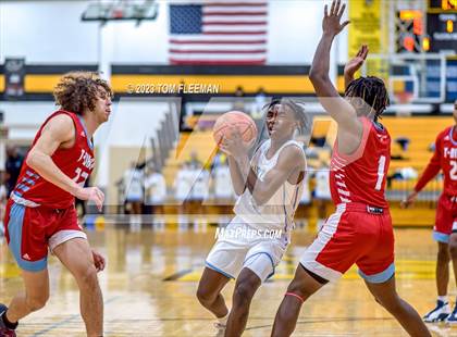 Thumbnail 3 in Shawnee Heights vs Grandview (West Boy's Varsity Tournament) photogallery.