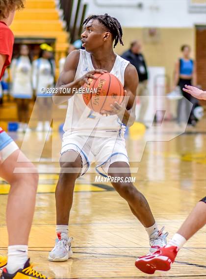 Thumbnail 1 in Shawnee Heights vs Grandview (West Boy's Varsity Tournament) photogallery.