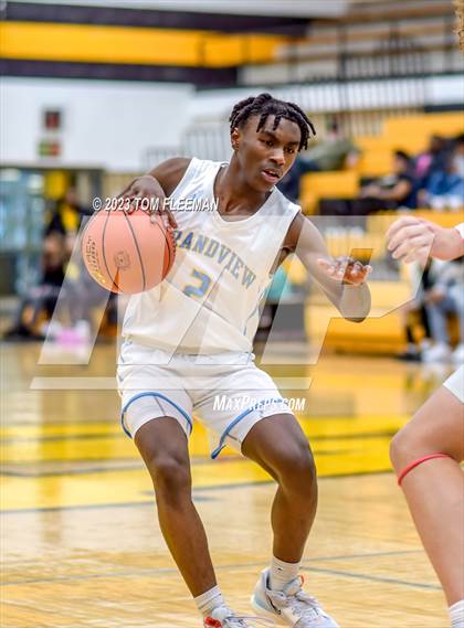 Thumbnail 3 in Shawnee Heights vs Grandview (West Boy's Varsity Tournament) photogallery.