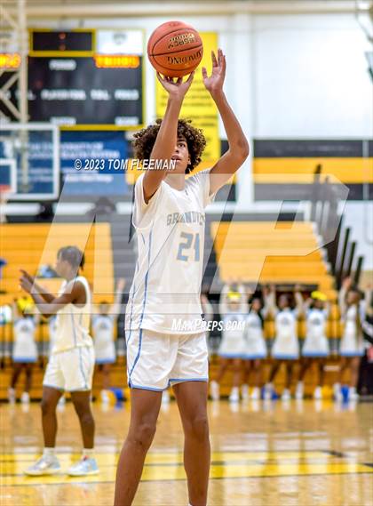 Thumbnail 2 in Shawnee Heights vs Grandview (West Boy's Varsity Tournament) photogallery.