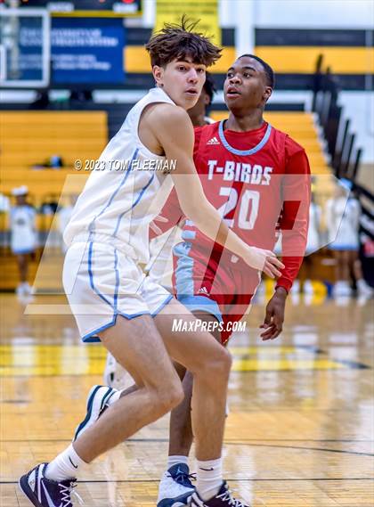 Thumbnail 3 in Shawnee Heights vs Grandview (West Boy's Varsity Tournament) photogallery.