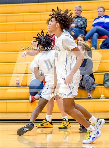 Thumbnail 2 in Shawnee Heights vs Grandview (West Boy's Varsity Tournament) photogallery.