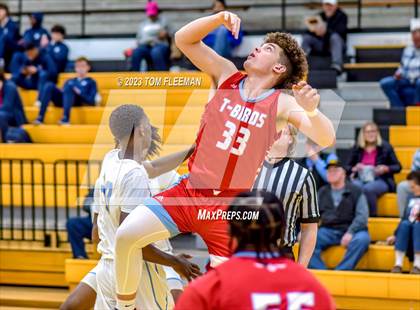 Thumbnail 3 in Shawnee Heights vs Grandview (West Boy's Varsity Tournament) photogallery.