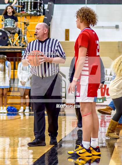 Thumbnail 3 in Shawnee Heights vs Grandview (West Boy's Varsity Tournament) photogallery.
