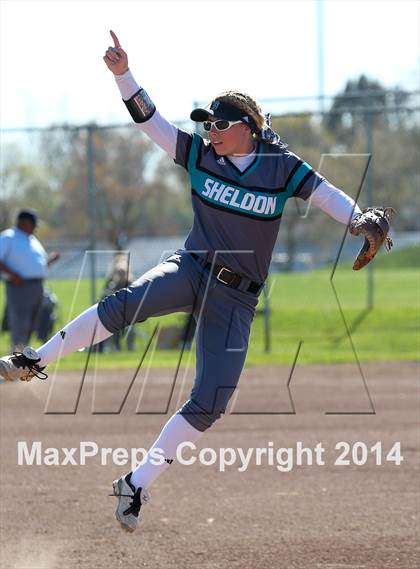 Thumbnail 1 in Elk Grove @ Sheldon photogallery.