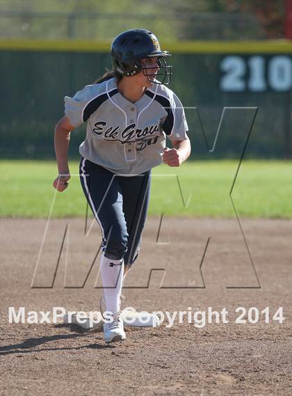 Thumbnail 1 in Elk Grove @ Sheldon photogallery.