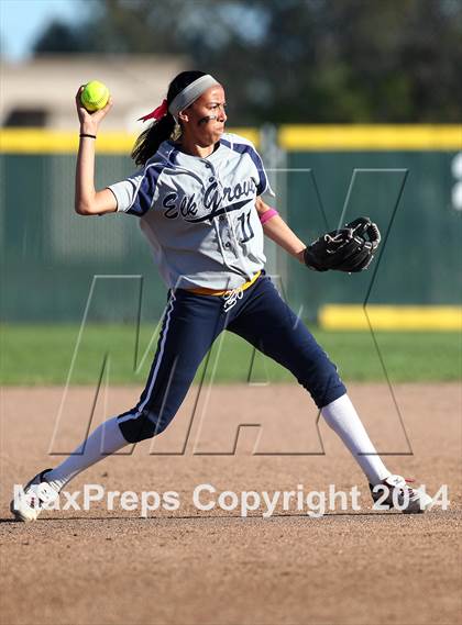 Thumbnail 3 in Elk Grove @ Sheldon photogallery.