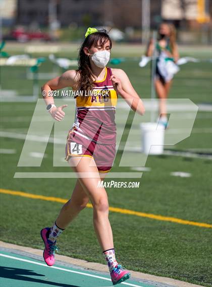 Thumbnail 1 in Los Alamos Track and Field Invitational photogallery.