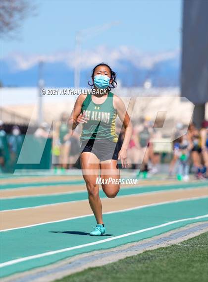 Thumbnail 3 in Los Alamos Track and Field Invitational photogallery.