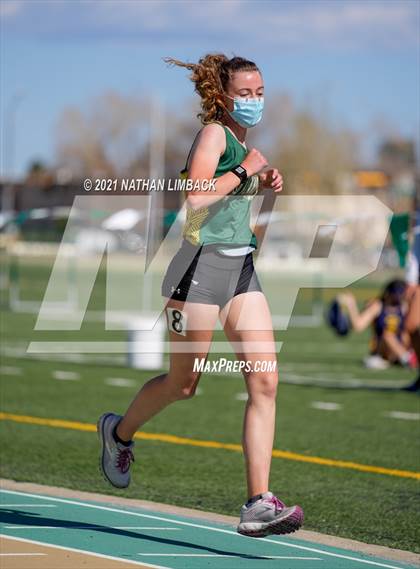 Thumbnail 1 in Los Alamos Track and Field Invitational photogallery.