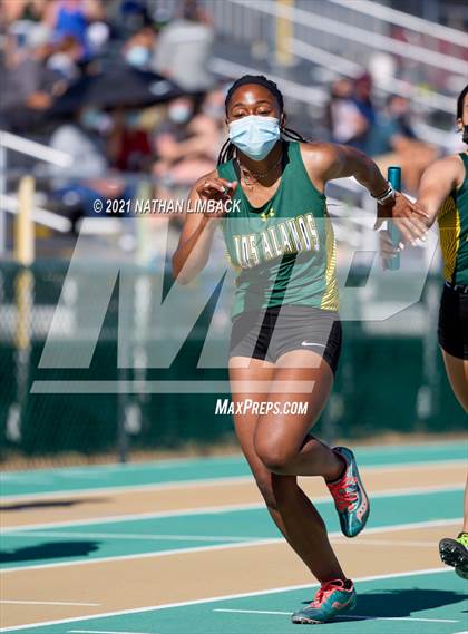 Thumbnail 3 in Los Alamos Track and Field Invitational photogallery.