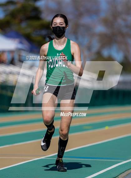 Thumbnail 3 in Los Alamos Track and Field Invitational photogallery.