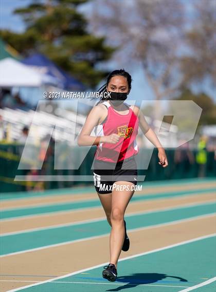 Thumbnail 1 in Los Alamos Track and Field Invitational photogallery.