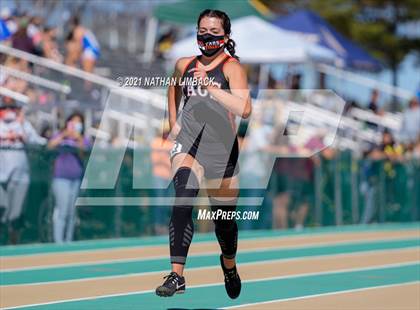 Thumbnail 3 in Los Alamos Track and Field Invitational photogallery.