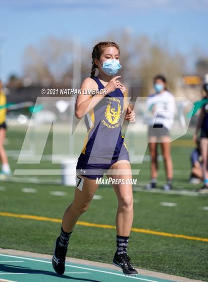 Thumbnail 3 in Los Alamos Track and Field Invitational photogallery.